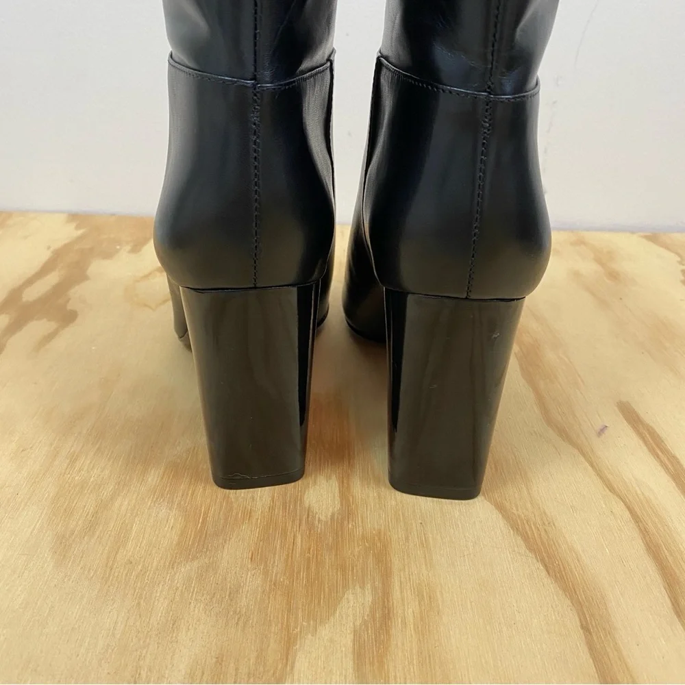 NWOT Tory Burch Devon Leather Ankle Boot Black